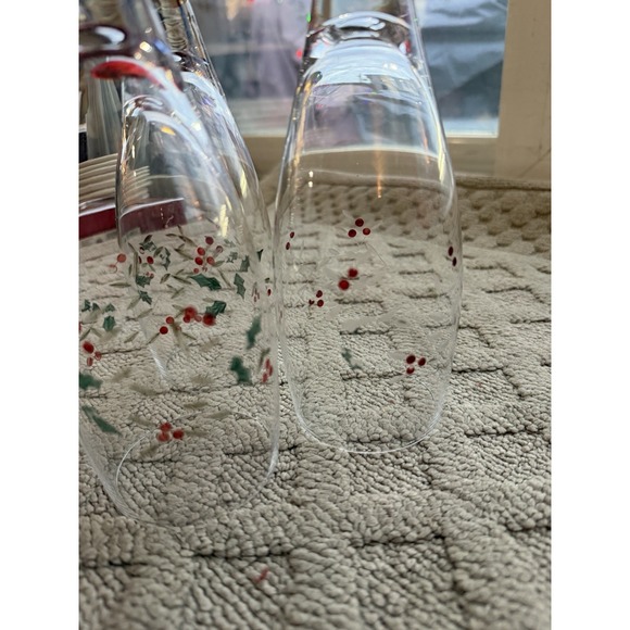 PFALTZGRAFF CHRISTMAS Winterberry High Ball‎ Red Base On 2 Non Red Base On 1 - Picture 10 of 10